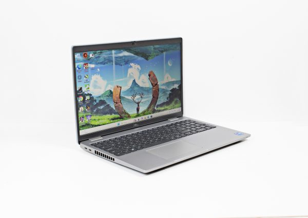 Dell Precision 3560 Core i7-1165G7/ RAM 32 Gb/ SSD 512 Gb/ 15,6" / NVIDIA T500 2 Gb