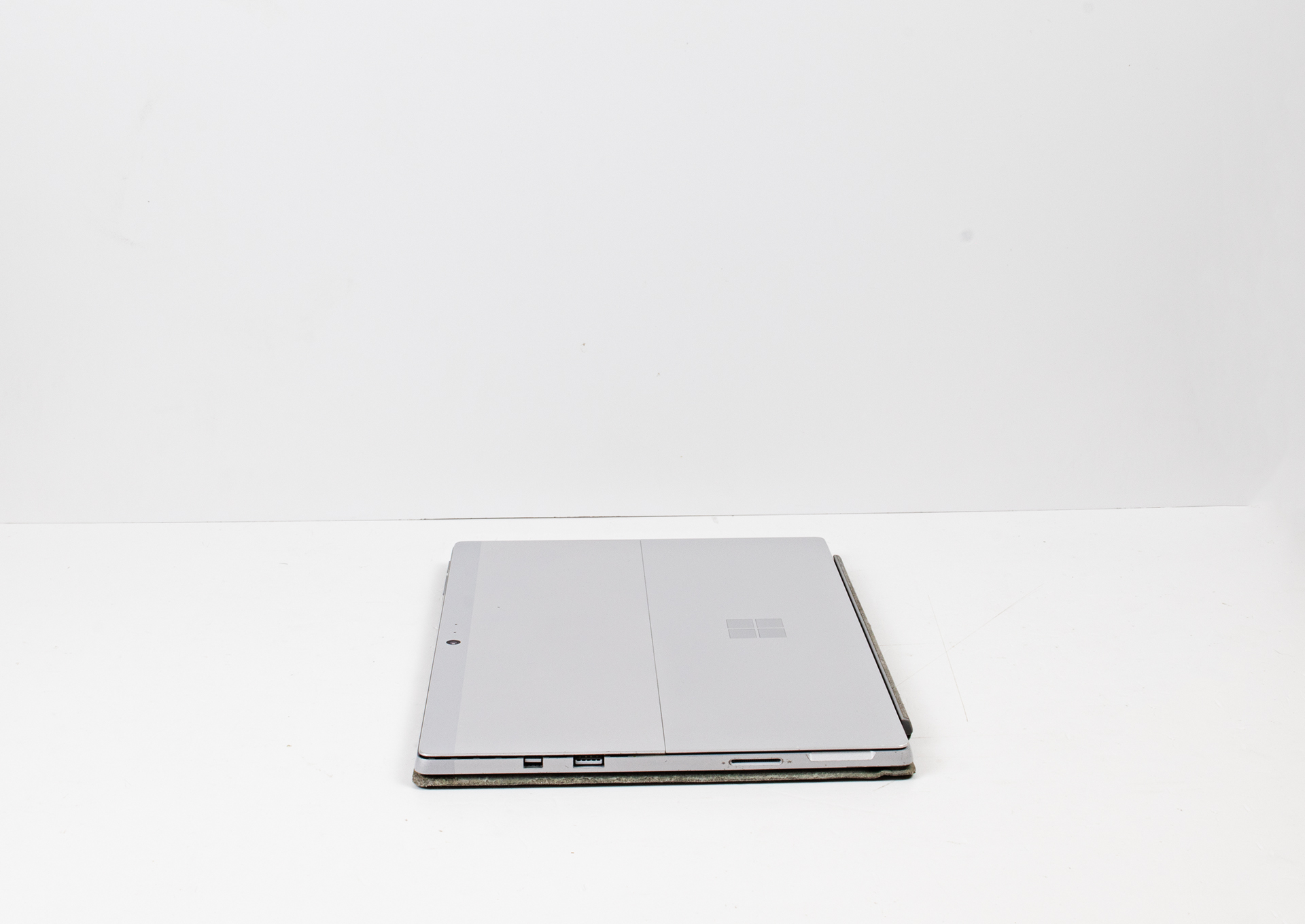 Microsoft Surface Pro Core 5 LTE i5-7300U/ RAM 8 Gb/ SSD 256 Gb/ 12,3" - Зображення 4