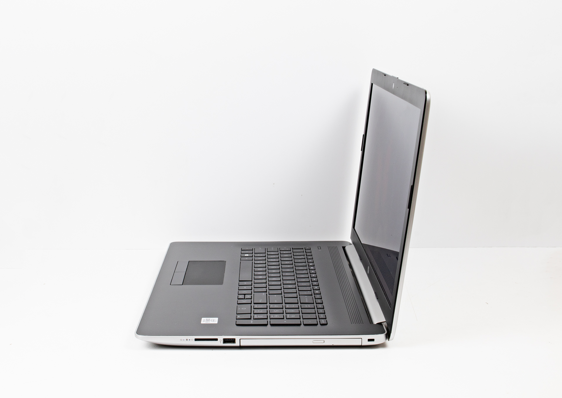 HP Laptop 17 (by2075cl) Core i5-10210U/ RAM 16 Gb/ SSD 256 Gb/ 17,3" HD+ - Зображення 3