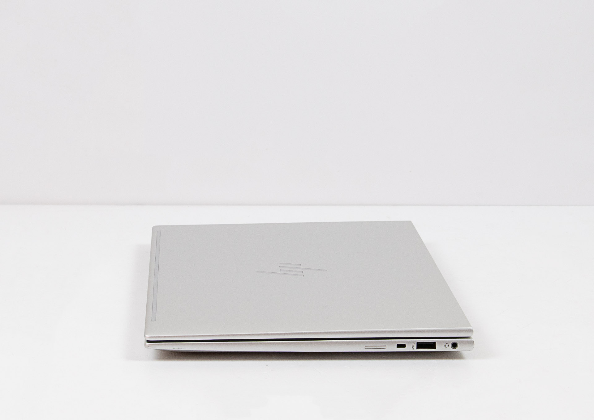 HP EliteBook 830 G9 Core i5-1245U/ RAM 16 Gb/ SSD 512 Gb/ 13,3" FHD+ - Зображення 4